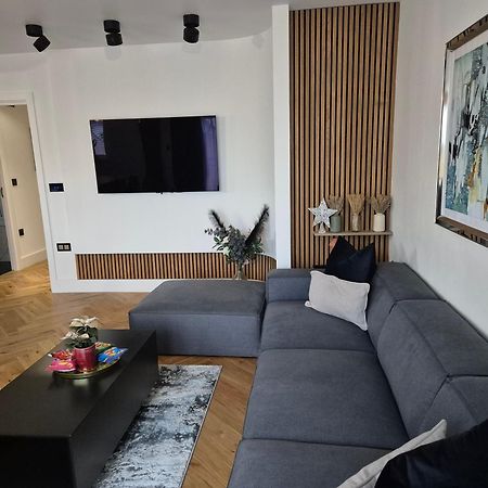 Newly Renovated Flat With Parking Space カンタベリー エクステリア 写真